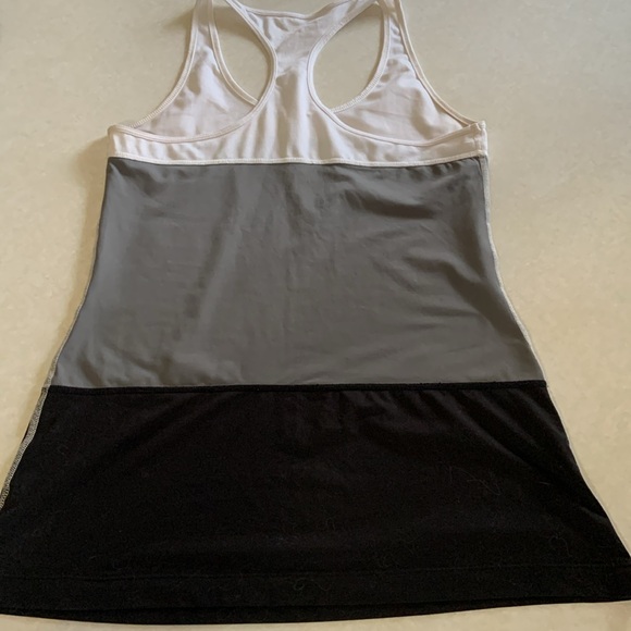 Xersion Semi Fit Racerback Workout Tank Size Large Black Grey White Color Block - Picture 4 of 6